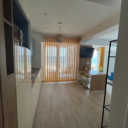 Alezzi Apartament M *