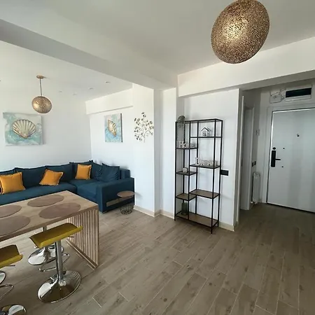 Alezzi Apartament M Lägenhet Năvodari