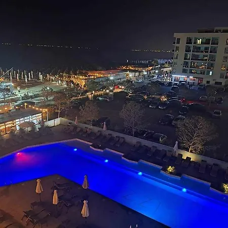 Infinity By Seaside Holding *