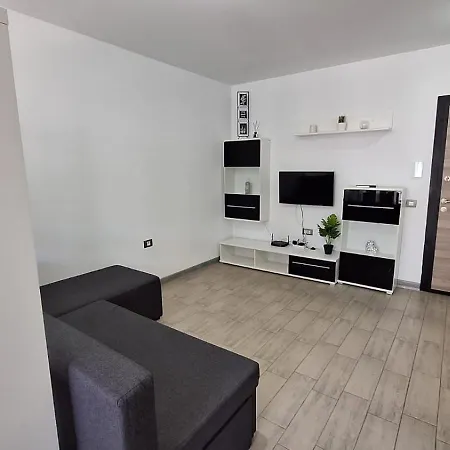 Apartment Alezzi Apartament M