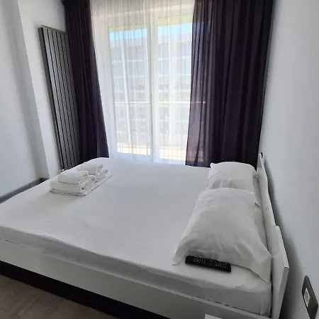 Апартаменты Alezzi Apartament M *