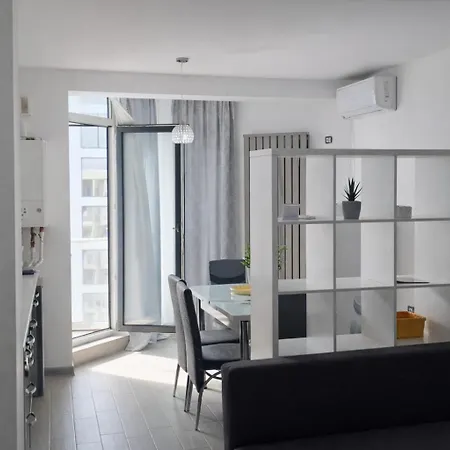 Alezzi Apartament M Апартаменты