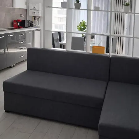 Alezzi Apartament M 公寓 *